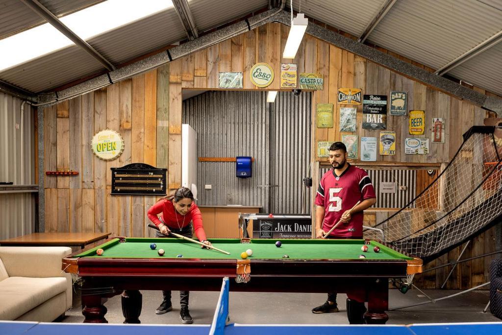 Kitty'S Cottages - Managed By Big4 Strahan Holiday Retreat Экстерьер фото